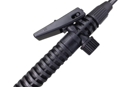 Опрыскиватель пневматический садовый "Зеленый луг"  8,0л