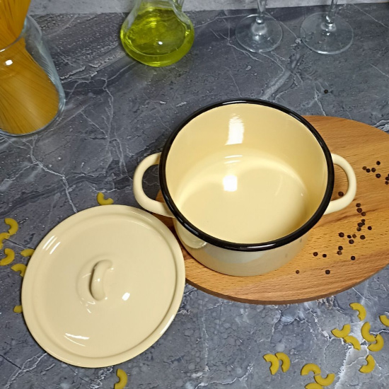 Кастрюля 1,5л 2с15/1 без рис.крем.