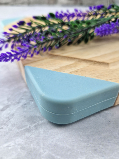 Доска разделочная с силиконовыми уголками 30*20*1.8см OLS-DM-106