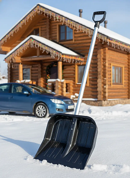 Лопата д/снега из полик-та "Эконом" 430х420мм (с черенком) М3619