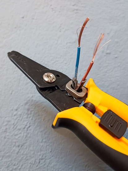 Инструмент для зачистки проводов Conan стриппер COWS08180 OLS-778-90