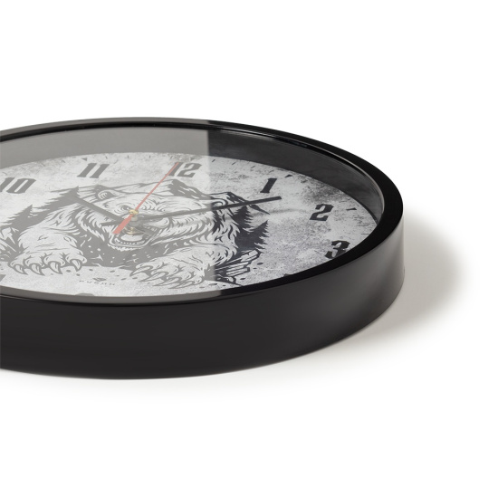 3027-059 (10) Часы настенные круг d=30см, корпус черный "Медведь", Рубин