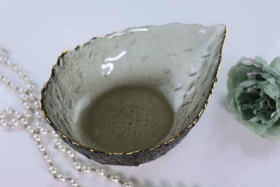 Салатник 21х16х6см в под.уп. 588-584