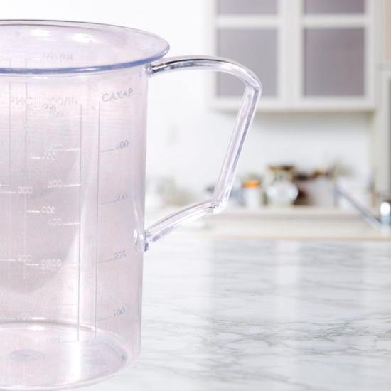 Кружка мерная 0,5л М927 (уп.24) Кружка мерная 0,5л М927 (уп.24)