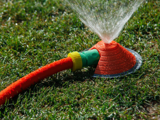 Шланг непр.неар. оранж. "Апельсин" д16/т.3,0/бух20 Шланг непр.неар. оранж. "Апельсин" д16/т.3,0/бух20