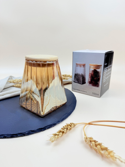 Банка для хранения с бамбуковой крышкой 550мл OLS-339-33