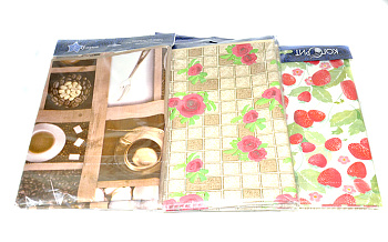 Скатерть 130(140) *110 обраб.бейкой 