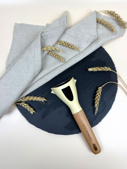 Овощечистка с деревянной ручкой Kitchenware OLS-414-1