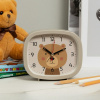 В5-019 Будильник кварц, корпус хаки "Медвежонок"