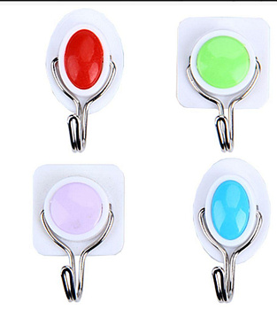 Веселый РОДЖЕР Крючки самоклеющиеся на блистере 4шт. фигурные "Светофор" (440-032)