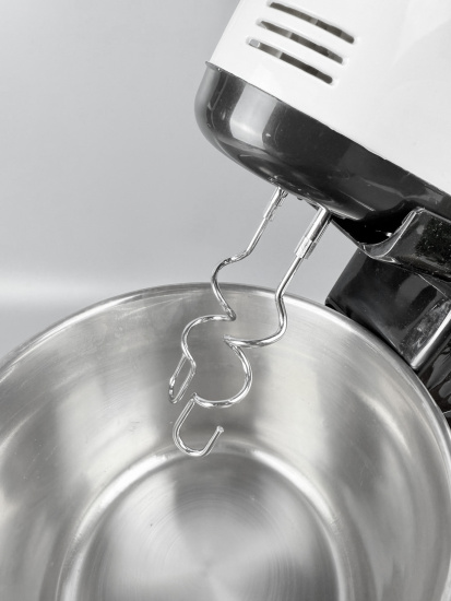 Миксер  200Вт, с  нержавеющей чашей 2л. На подставке SC-133KA OLS-HC-10