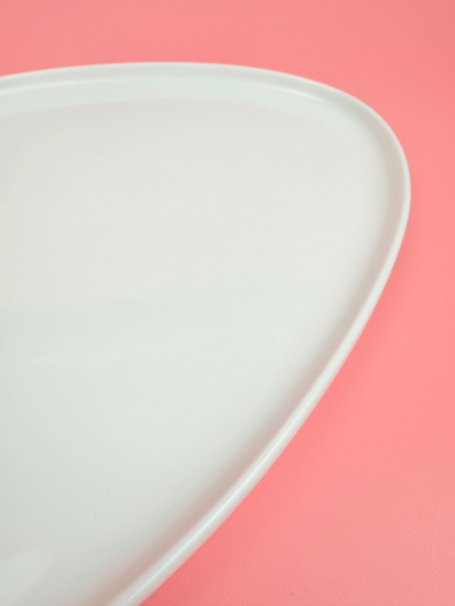 Блюдо белое с бабочками OLS-9326-1